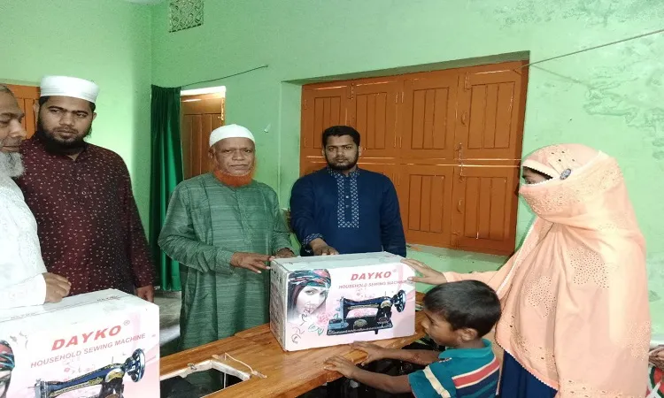 চাঁপাইনবাবগঞ্জের সকল মানুষকে আমরা স্বাবলম্বী করতে চাই: বুলবুল