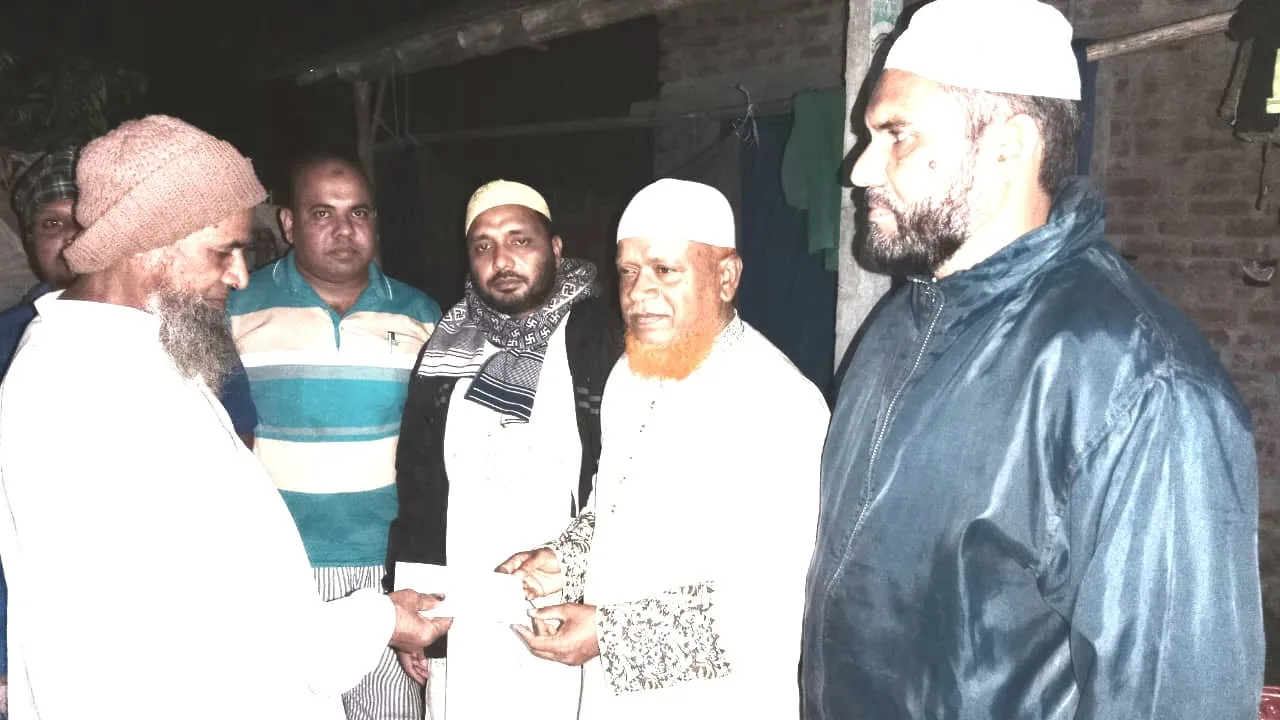 চাঁপাইনবাবগঞ্জের মানুষের সুখে-দুঃখে পাশে আছি : বুলবুল