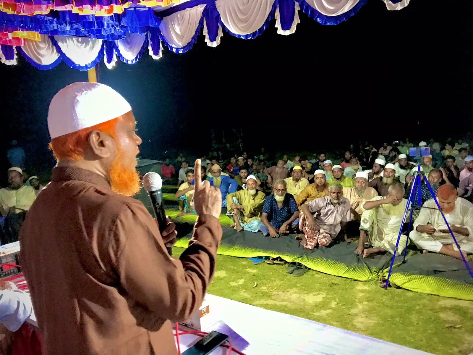 সমাজ ও জাতির নেতৃত্ব দিতে আপনাদেরই সর্বোচ্চ ত্যাগ স্বীকার করতে হবে :  বুলবুল
