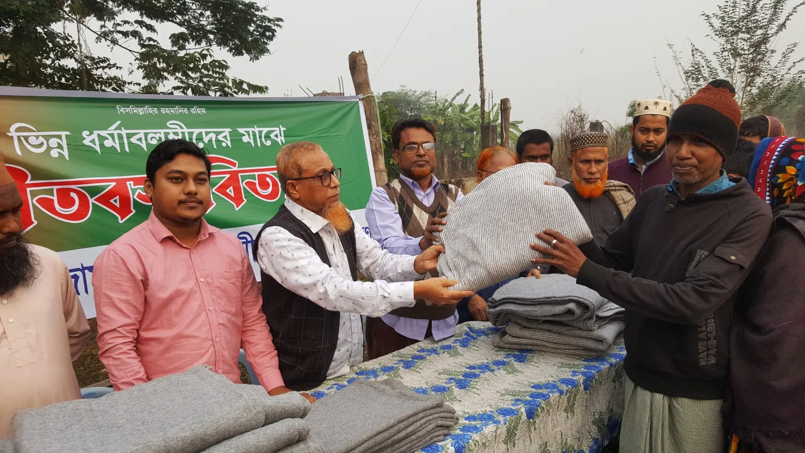 শীতার্ত মানুষের কষ্ট লাঘবে কাজ করে যাচ্ছে জামায়াত : আব্দুস সবুর ফকির
