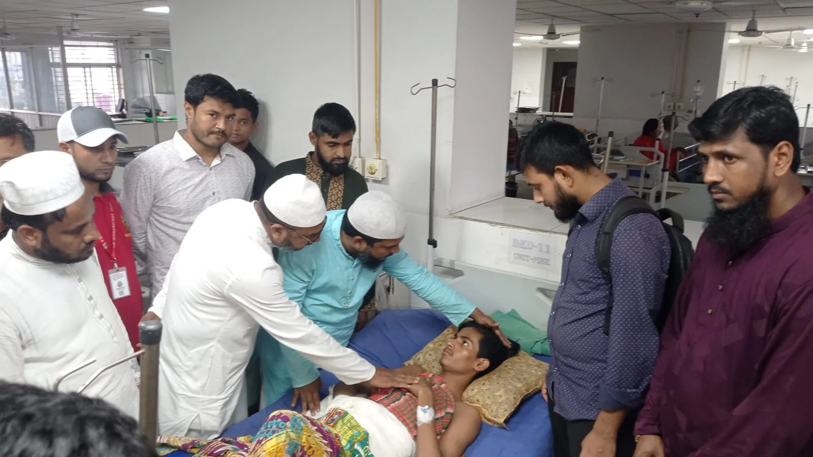 নতুন প্রজন্মের স্বাধীনতা যোদ্ধা আহত সবার পাশে রয়েছে জামায়াত: মুহা. দেলাওয়ার হোসেন