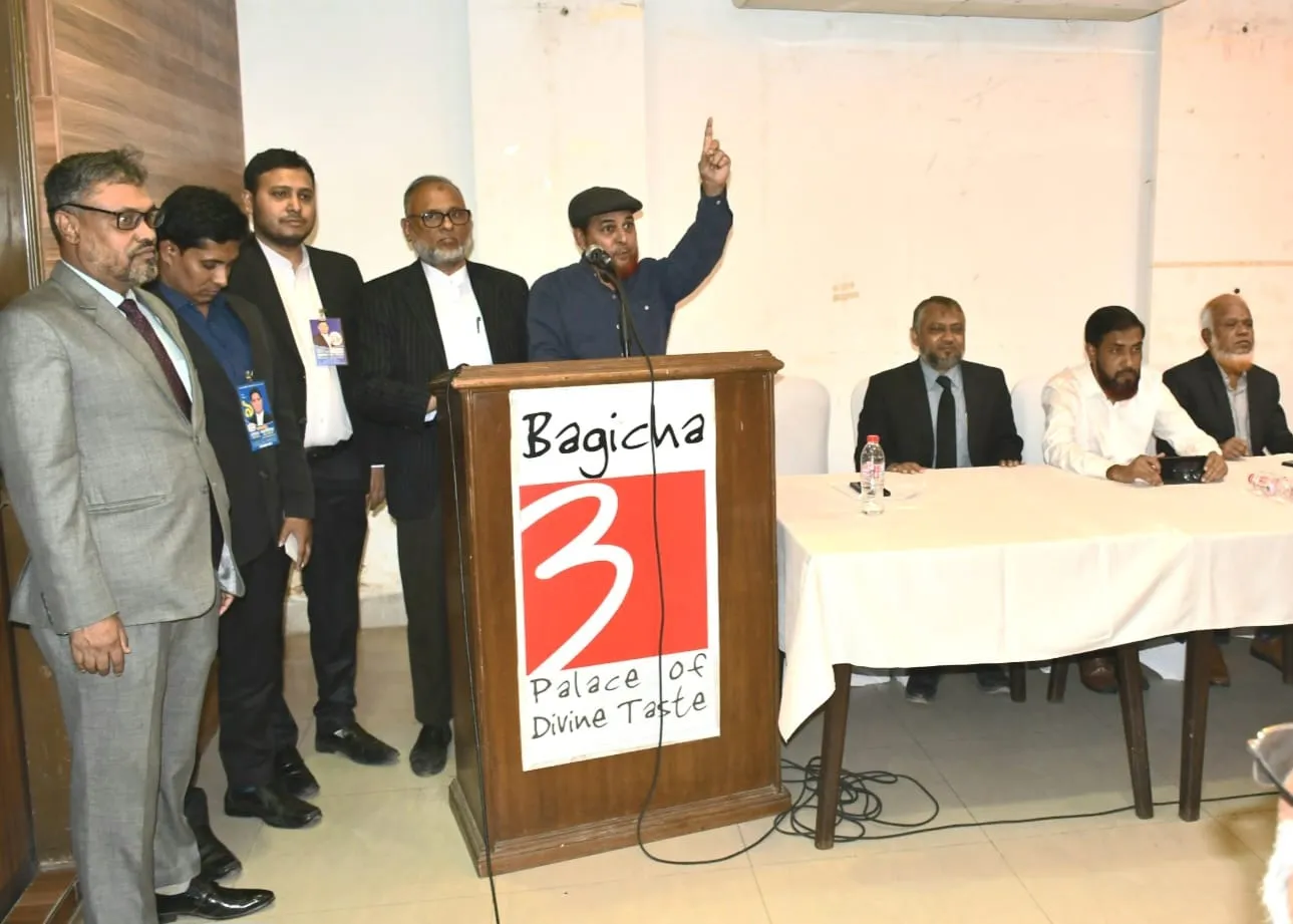 আইনের শাসন প্রতিষ্ঠায় আইনজীবীদের বলিষ্ঠ ভূমিকা পালন করতে হবে : রফিকুল ইসলাম খান