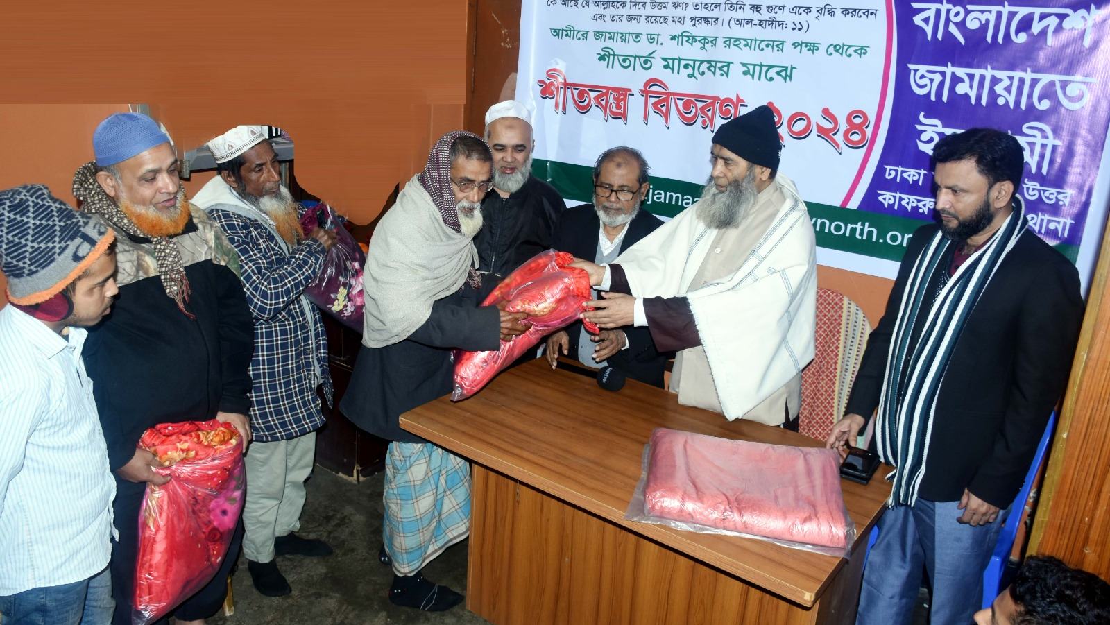 সরকারের পতন না হওয়া পর্যন্ত রাজপথের আন্দোলন চলবে : অধ্যাপক মুজিবুর রহমান