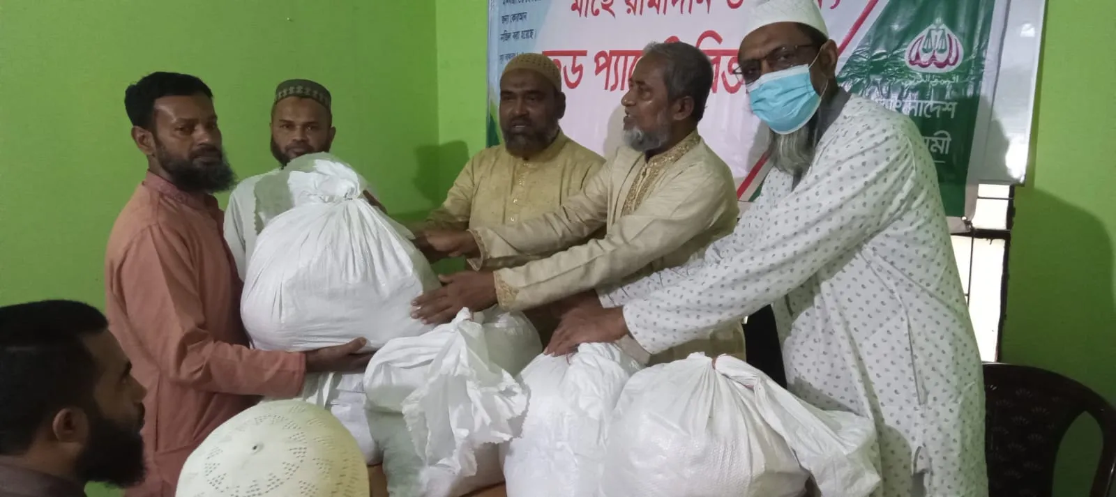 মানবতার মুক্তির জন্য কুরআনের পতাকাতলে ঐক্যবদ্ধ হতে হবে : মাহফুজুর রহমান