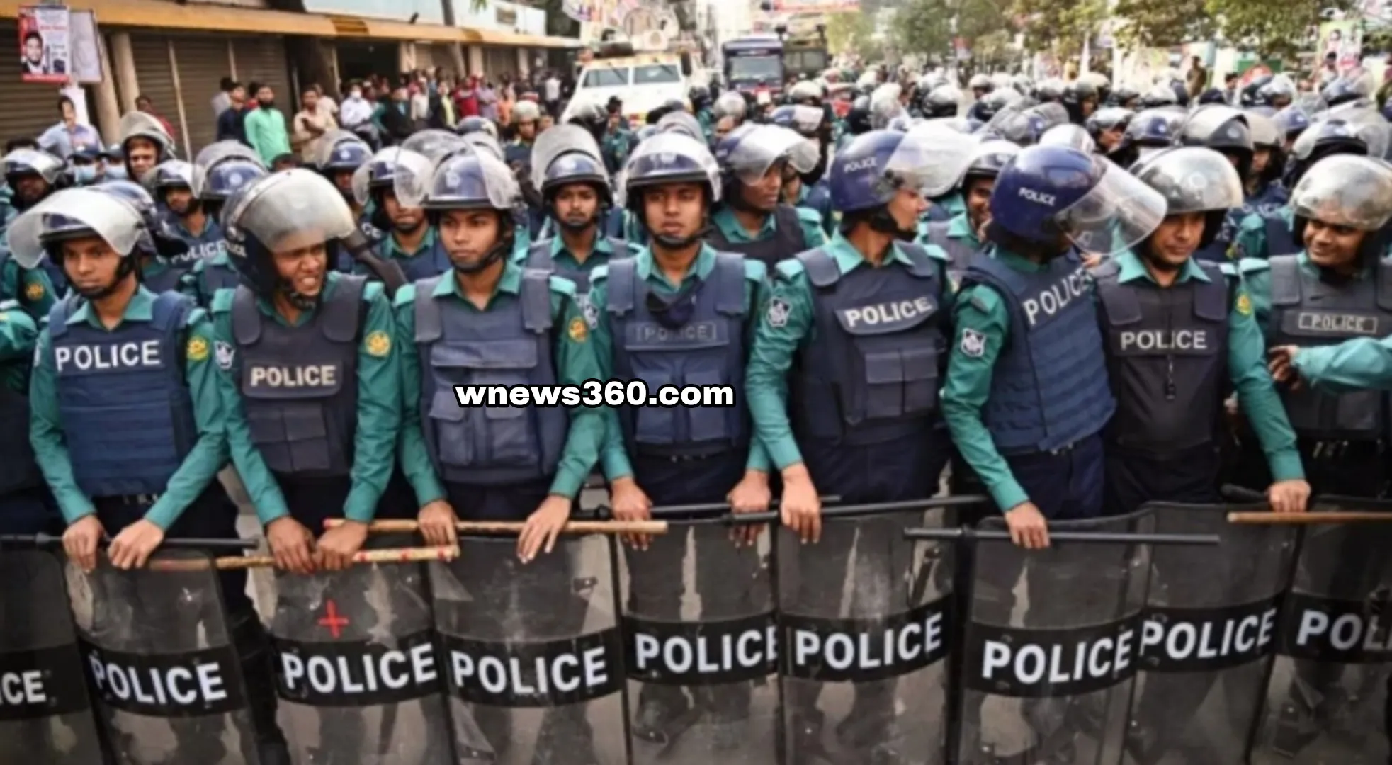 বিএনপির গণমিছিল ঘিরে সতর্ক অবস্থানে পুলিশ