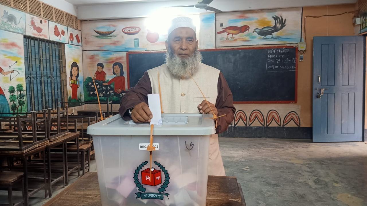 Poll-Rajshahi-1