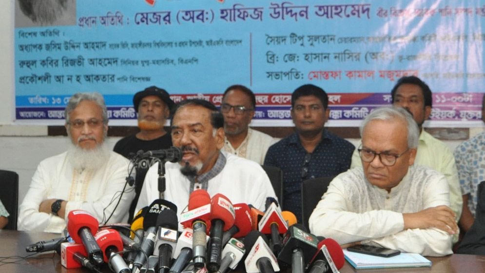 Press-club-(1-6823794460be5