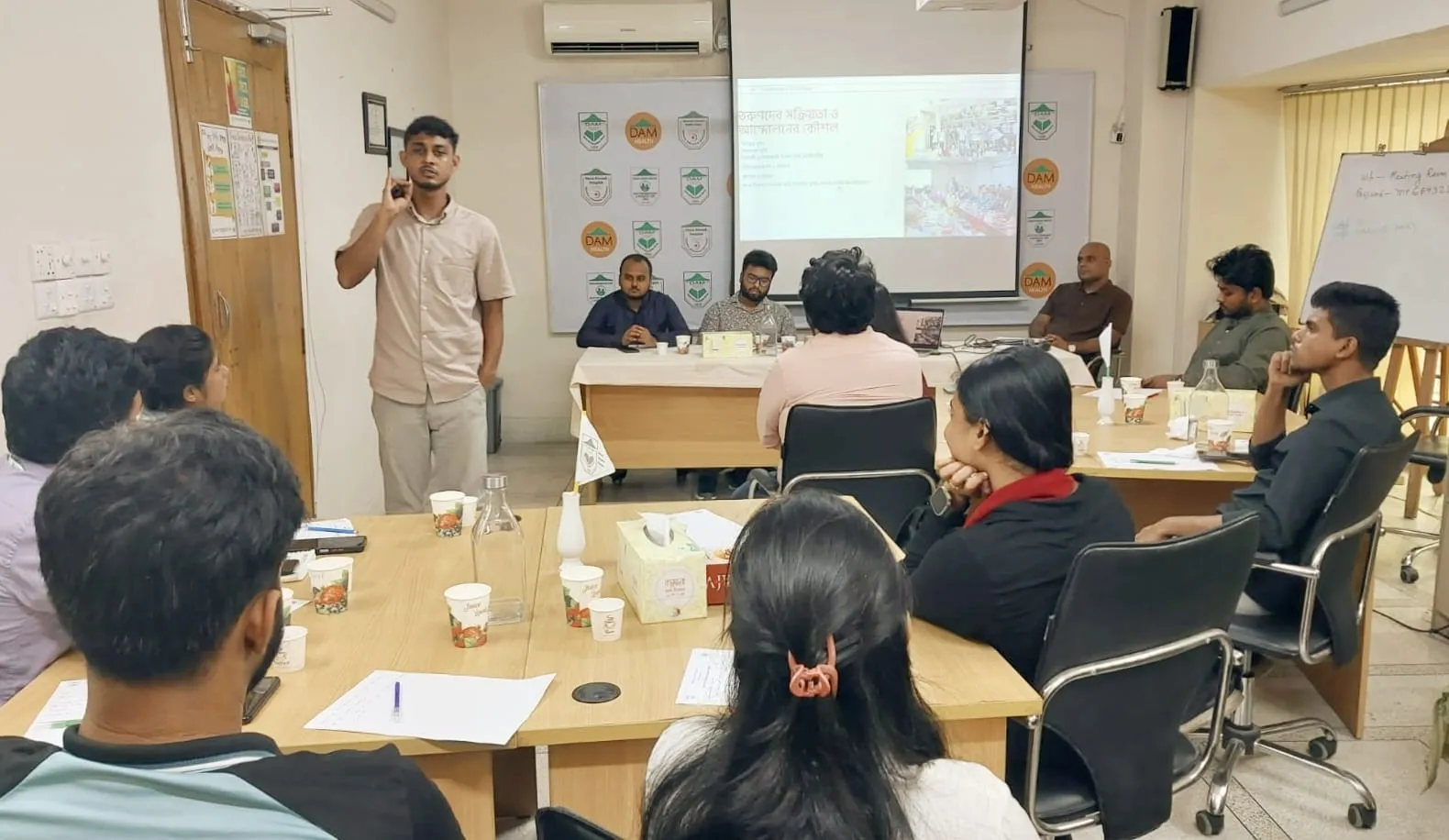 সড়ক দুর্ঘটনায় লাখে ১৯ জন নিহত হয়