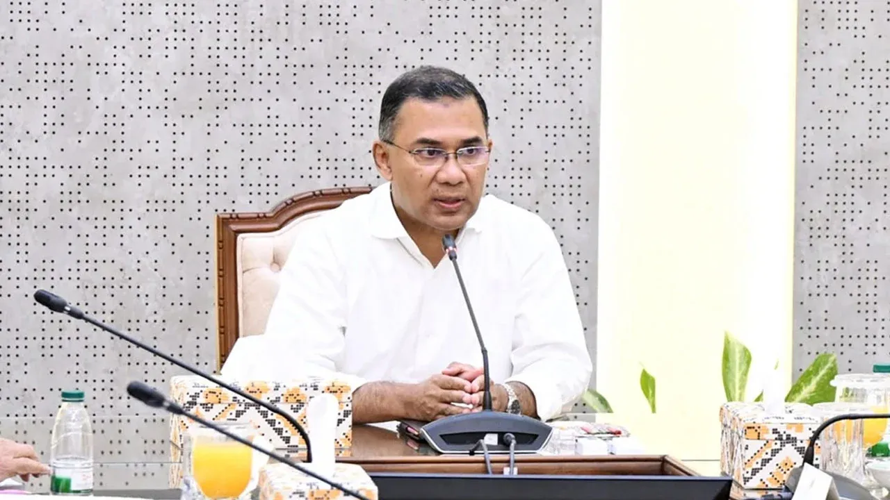 রুগ্ন ও বন্ধ শিল্প প্রতিষ্ঠান খুলে দেয়ার নির্দেশ প্রধানমন্ত্রীর