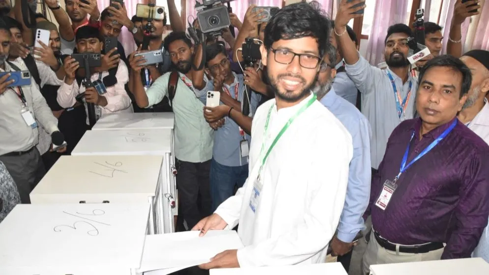 ভোট দিয়ে যা বললেন ছাত্রশিবিরের ভিপি প্রার্থী