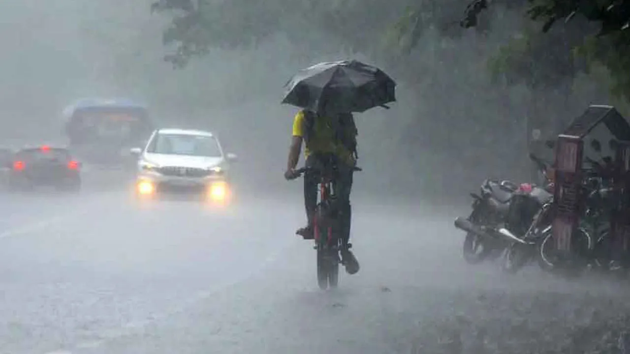 আজও ঢাকায় বৃষ্টির আভাস