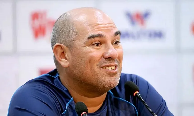 Domingo respites from his role of T20