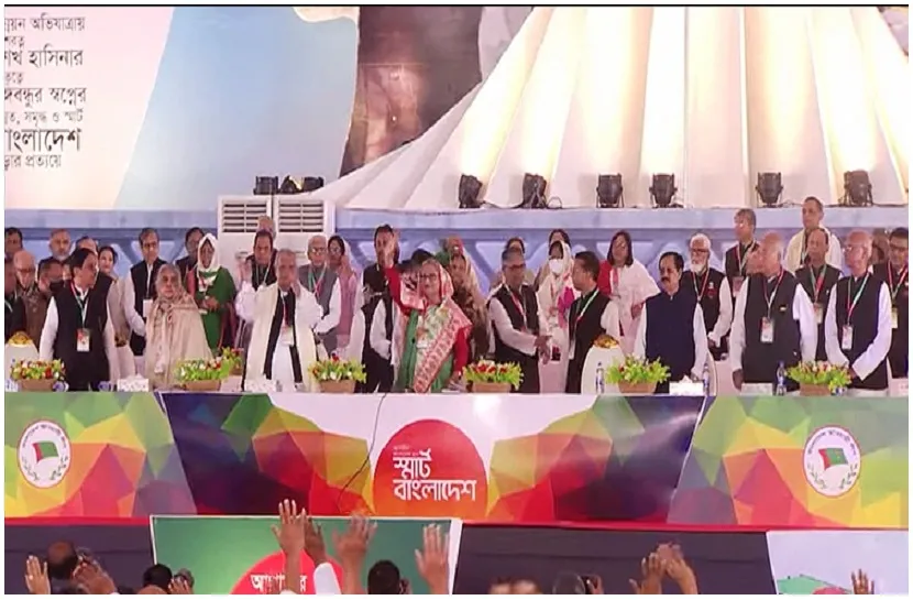 আওয়ামী লীগের সম্মেলনস্থলে পৌঁছেছেন প্রধানমন্ত্রী শেখ হাসিনা