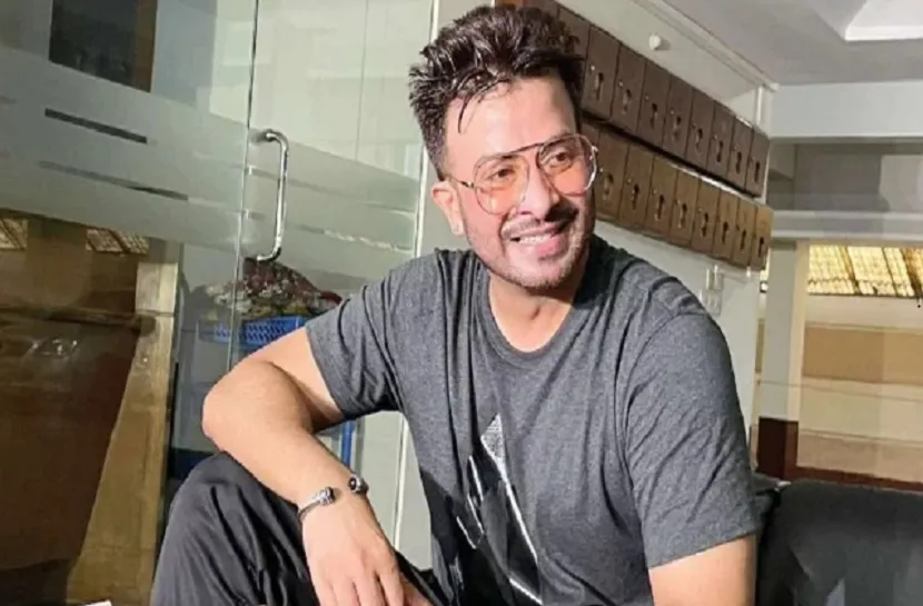 এখন গোপনে কিছুই করবো না : শাকিব খান