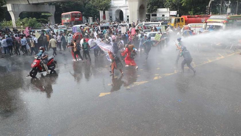 Police disperse protesters seeking job age limit raise