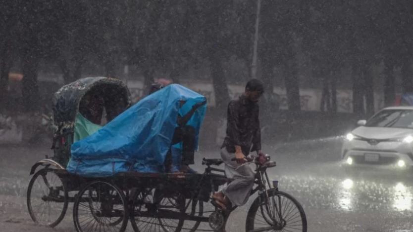 Met office forecasts heavy rainfall in 5 divisions