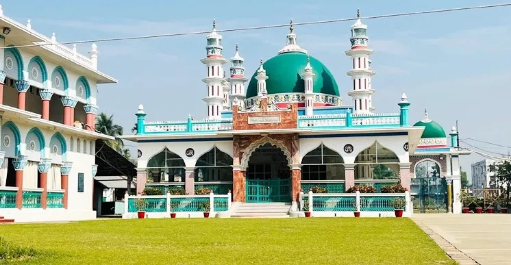 চট্টগ্রামের অর্ধশত গ্রামে আজ রোজা