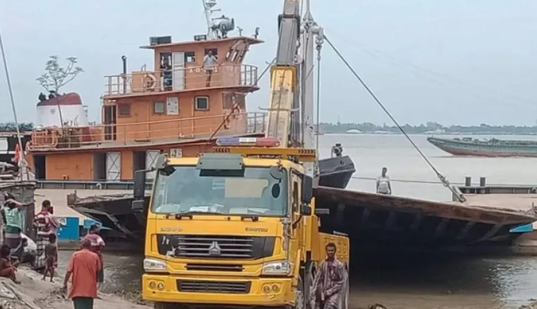 পদ্মায় বেড়েছে পানি : ১টি ঘাট বন্ধ, ফেরি চলছে ১২টি