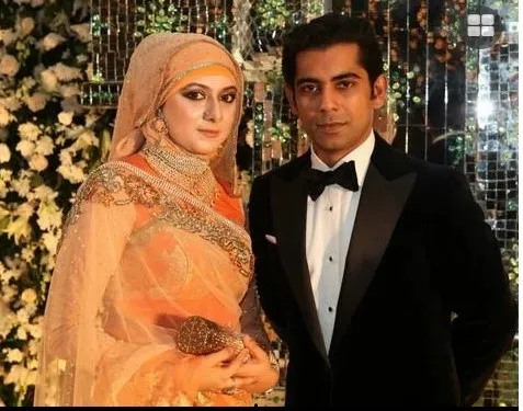 বিমানবন্দরে  পার্থের স্ত্রীকে বিদেশ যেতে বাধা