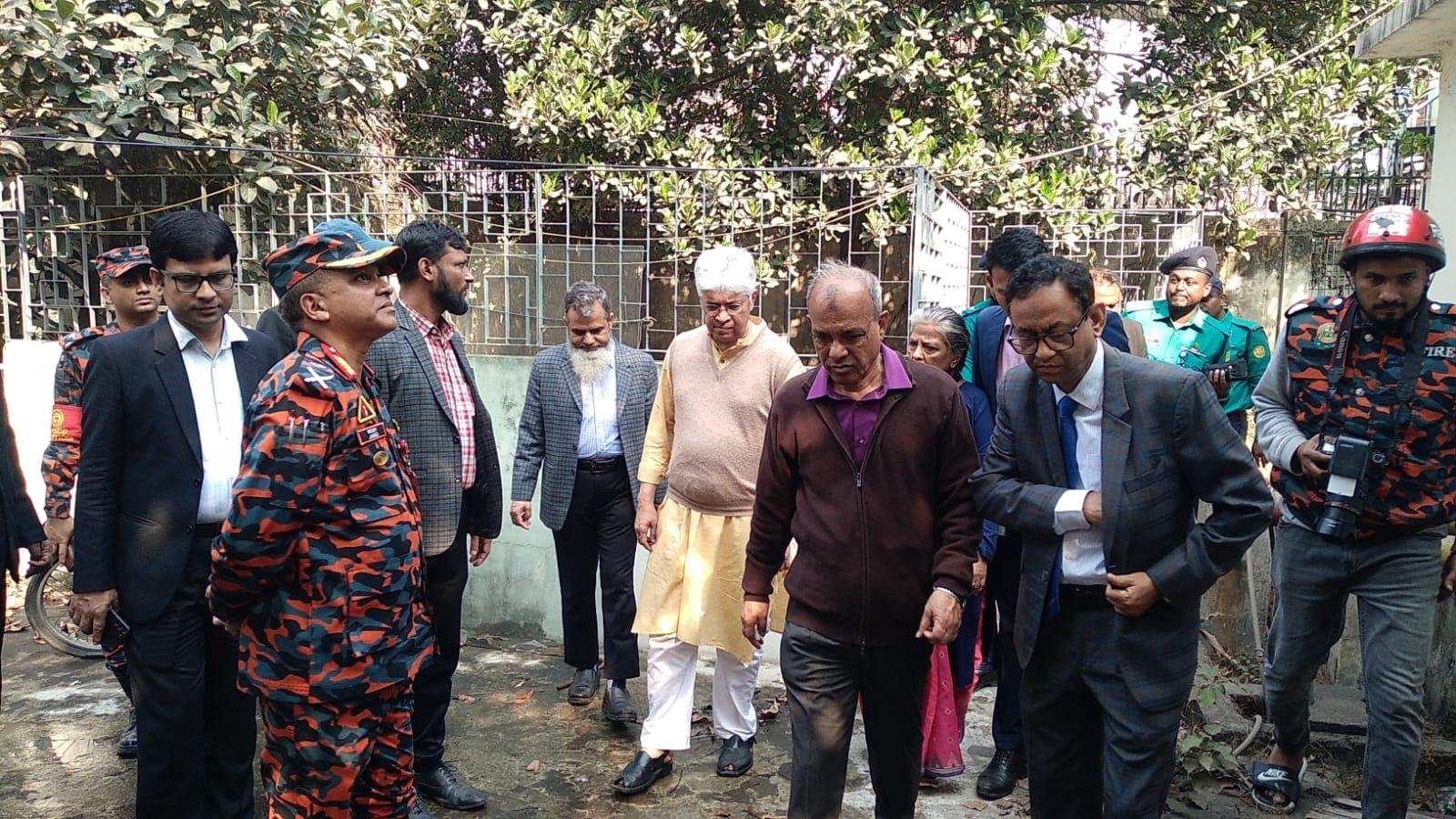 সচিবালয়ে আগুন: উপদেষ্টাদের সঙ্গে বৈঠকে প্রশাসনের কর্মকর্তারা