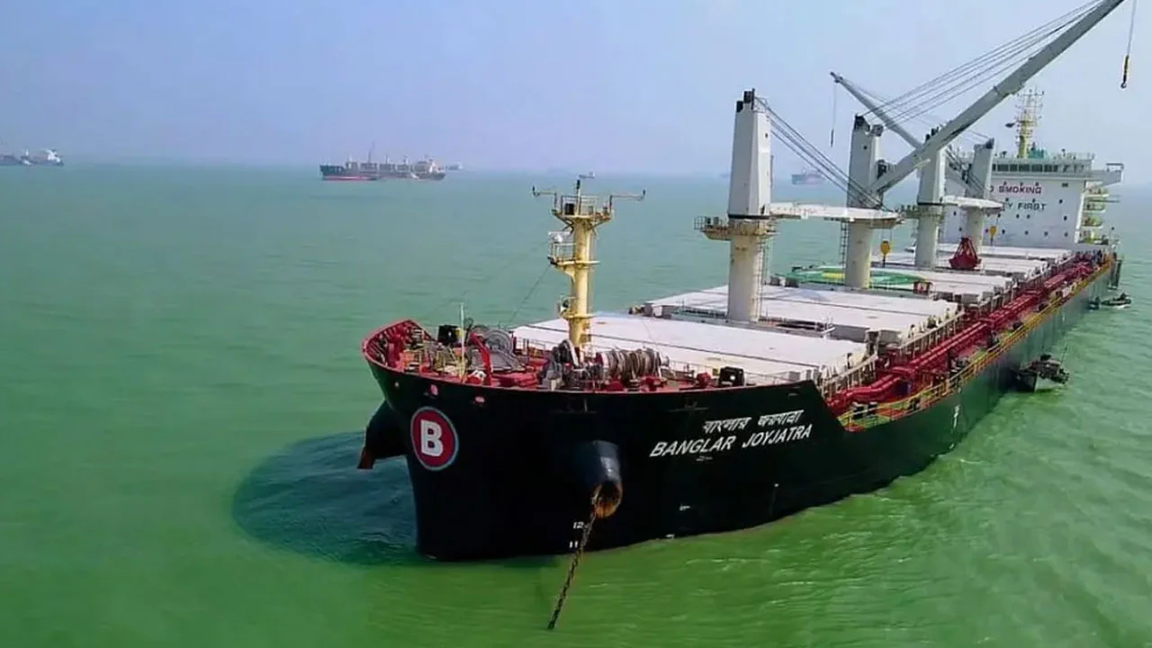 Ship_yP7cImI