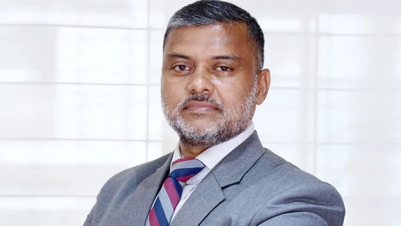 ‘সবাই সমাধান চায়, ইগো দেখানোর কিছু নেই’: শিশির মনির