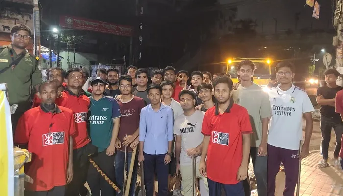 ডাকাত প্রতিরোধে রাতভর কাজ করছে স্বপ্ন’র টিম