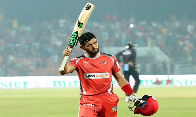 সিকান্দার রাজা আইসিসির মাস সেরা