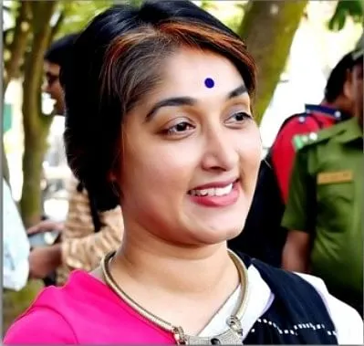 ১৬ শিক্ষার্থীর চুল কর্তন, স্বপদে বহাল থাকছেন সেই শিক্ষক