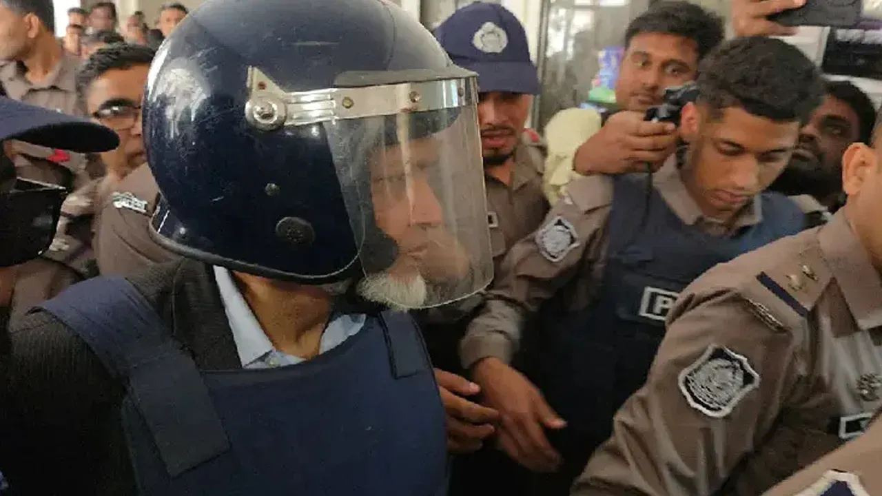 জামায়াত আমিরের এক্স অ্যাকাউন্ট হ্যাকের মামলায় বঙ্গভবন কর্মকর্তার জামিন