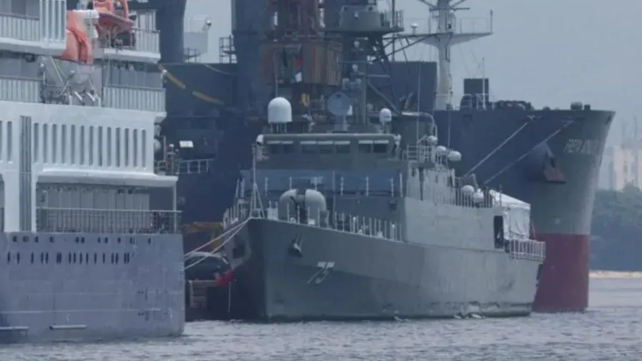 মার্কিন হামলায় ভারত মহাসাগরে ইরানের যুদ্ধজাহাজডুবি, নিহত ৮০