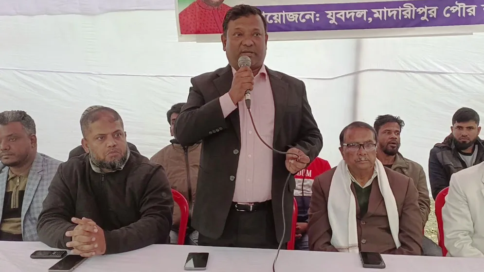 ‘মা-ছেলের মধুর সম্পর্ক থেকে বঞ্চিত করেছিল হাসিনা’