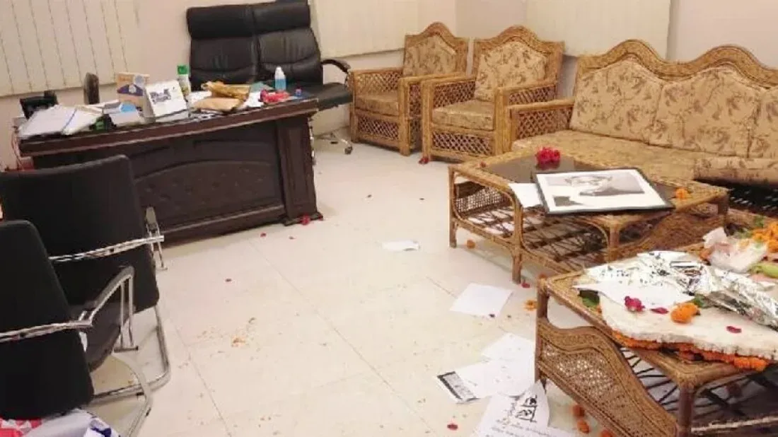 Dhaka University Teachers' Association office vandalized