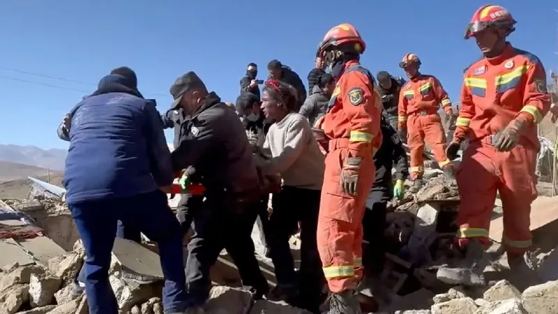 Rescue efforts continue as Tibet quake kills 126
