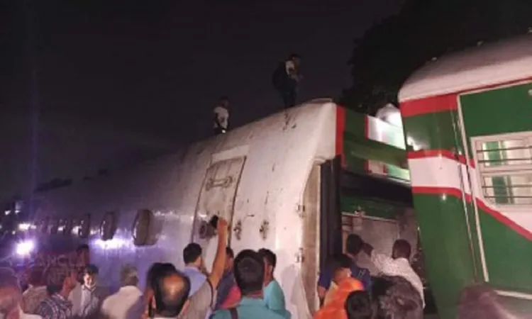 গাজীপুরে ট্রেনের বগি লাইনচ্যুত : ১১ ঘণ্টা পর চলাচল স্বাভাবিক
