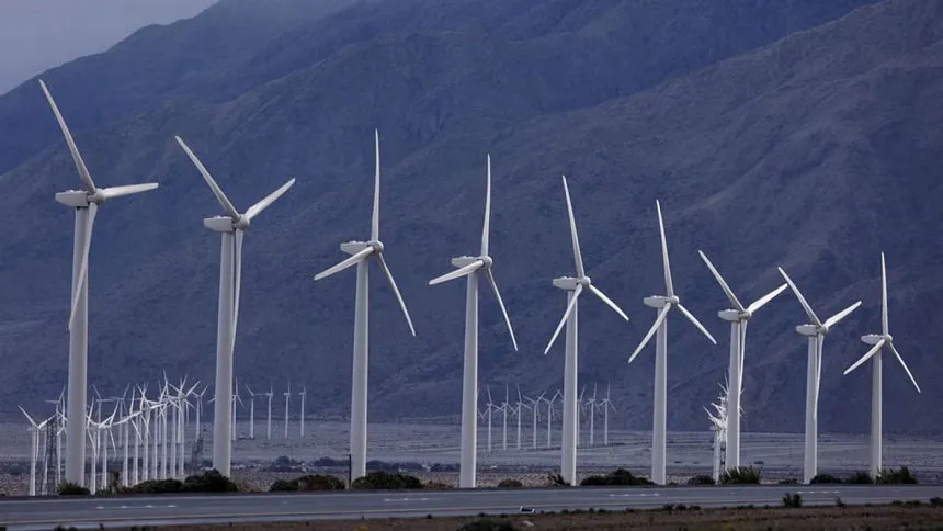 US Renewable Energy Capacity Could Triple in a Decade, Powered by Green Energy Law