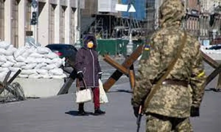 Russia squeezes Kyiv as 'unimaginable' tragedy looms in Ukraine