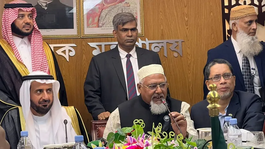 Bangladeshis travelling on transit visa can perform Umrah
