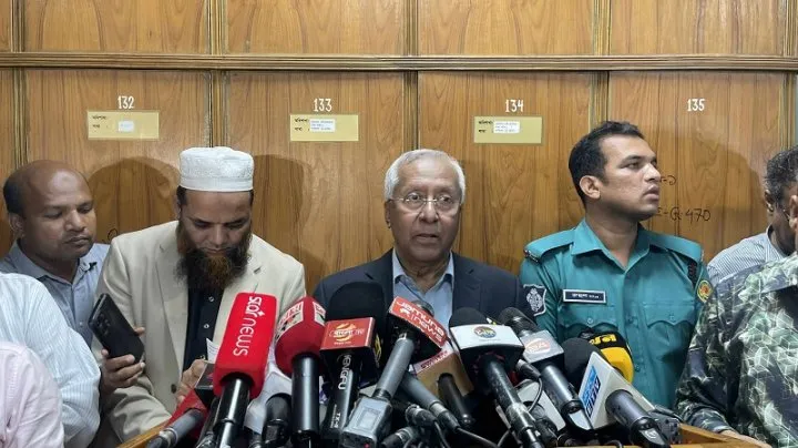 দাবিতে নয়, ইসি মনে করেছে তাই ‘শাপলা কলি’: সচিব