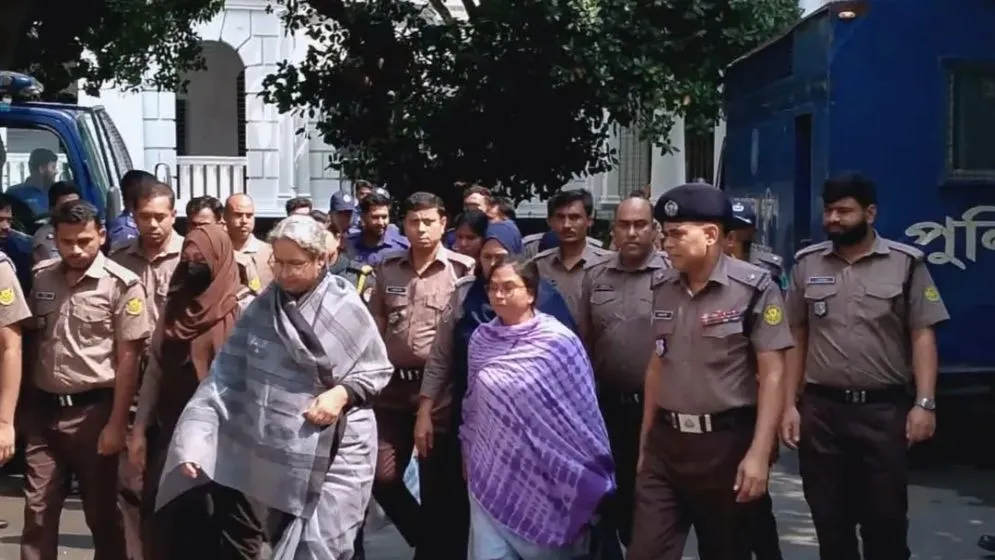 ট্রাইব্যুনালে আনা হলো দীপু মনি-রুপা-মোজাম্মেল বাবুকে