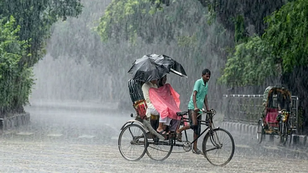 রাতের মধ্যে ৬০ কিমি বেগে ঝড়ের আভাস