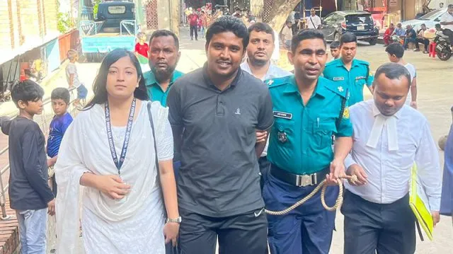 ধানমন্ডিতে মিছিল: ছাত্রলীগ নেতা কারাগারে