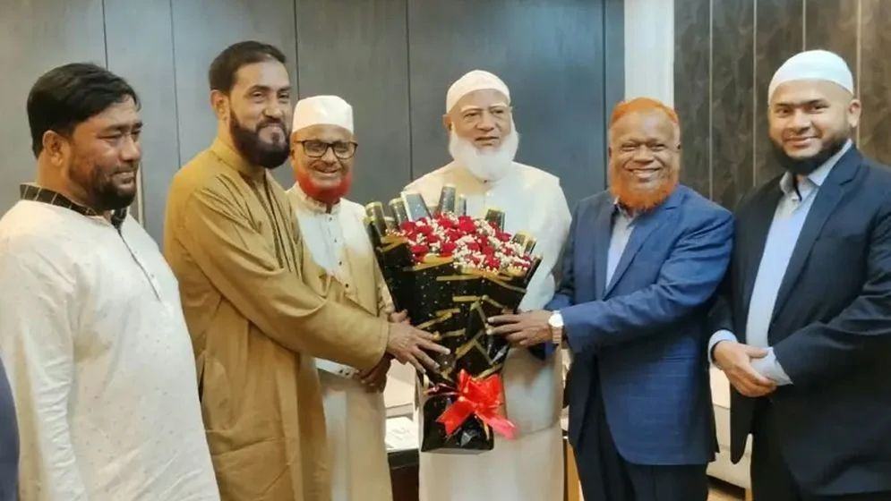 তুরস্ক সফর শেষে ঢাকা পৌঁছেছেন বিরোধীদলীয় নেতা