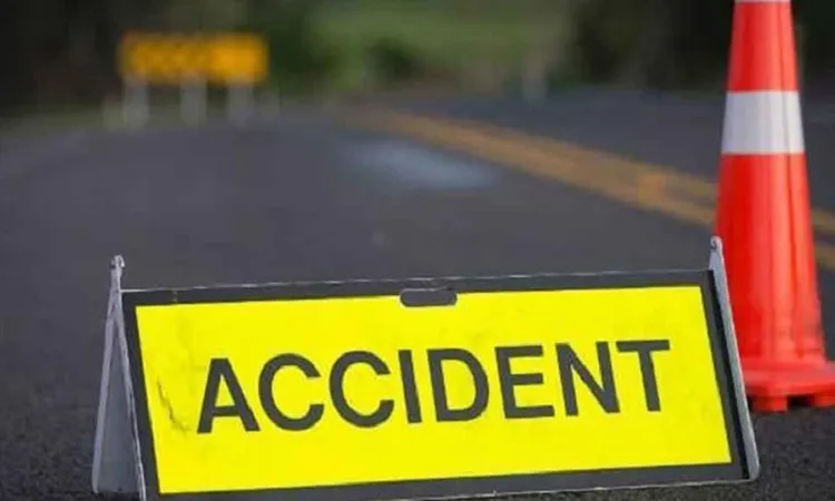 Road crush: 3 killed, over 20 injured in Bogura