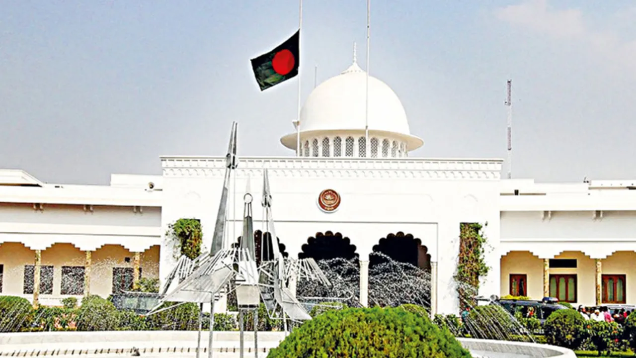 সন্ধ্যায় নতুন রাষ্ট্রপতির শপথ