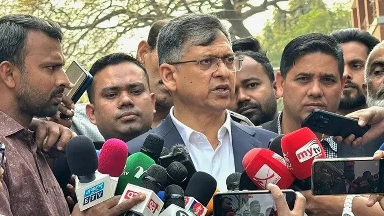 পুলিশের শীর্ষ পর্যায়ে শিগগির পরিবর্তন আসবে: স্বরাষ্ট্রমন্ত্রী