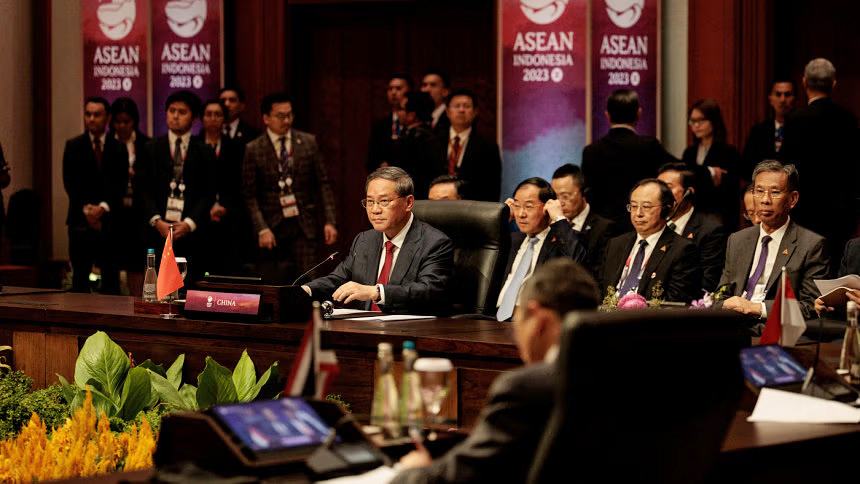 ASEAN welcomes world leaders as China-US rivalry overshadows region
