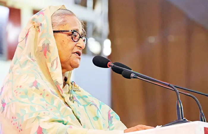 বিএনপি ইফতার পার্টিতে খায় আর আওয়ামী লীগের গিবত গায় : প্রধানমন্ত্রী