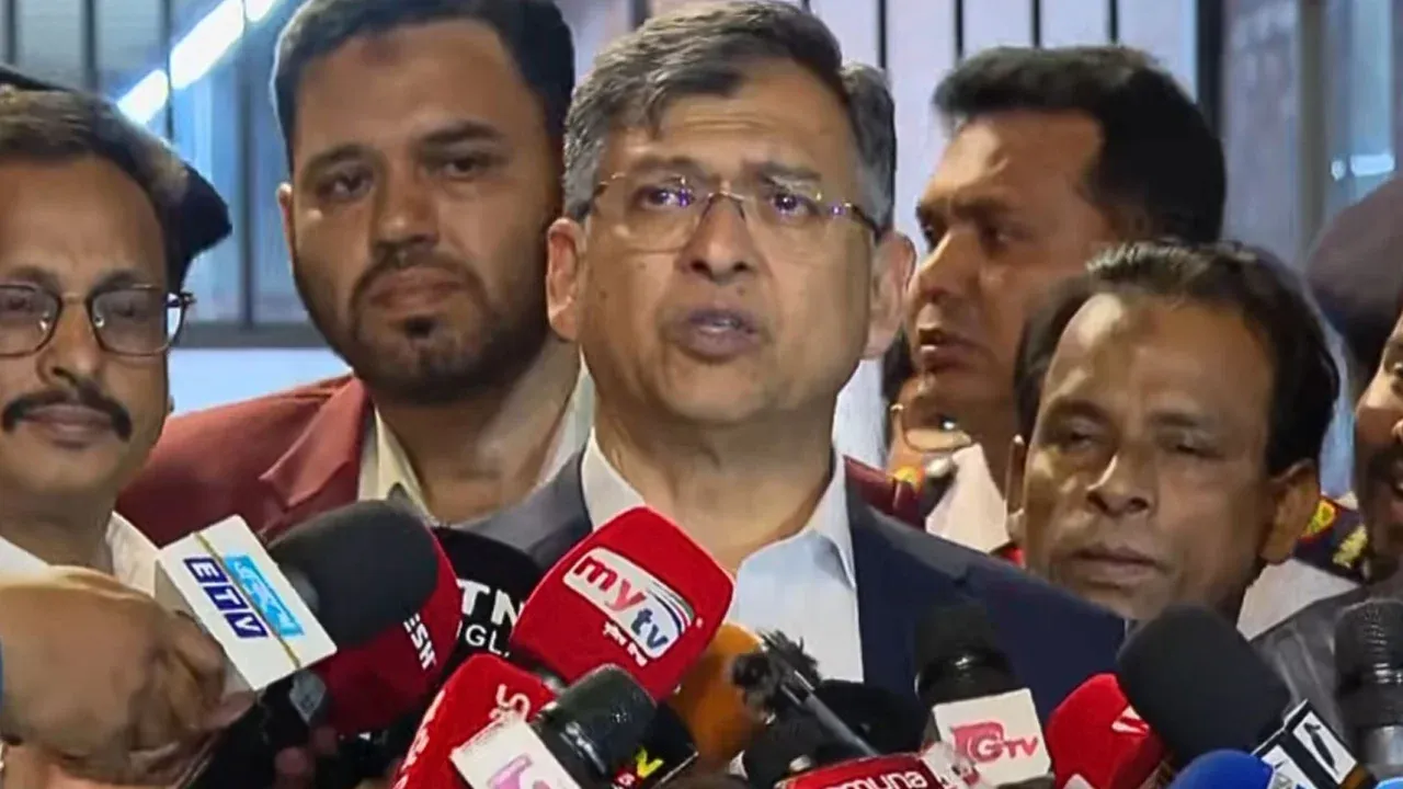 সংসদেই সংবিধান সংস্কার পরিষদ নিয়ে সিদ্ধান্ত হবে: স্বরাষ্ট্রমন্ত্রী