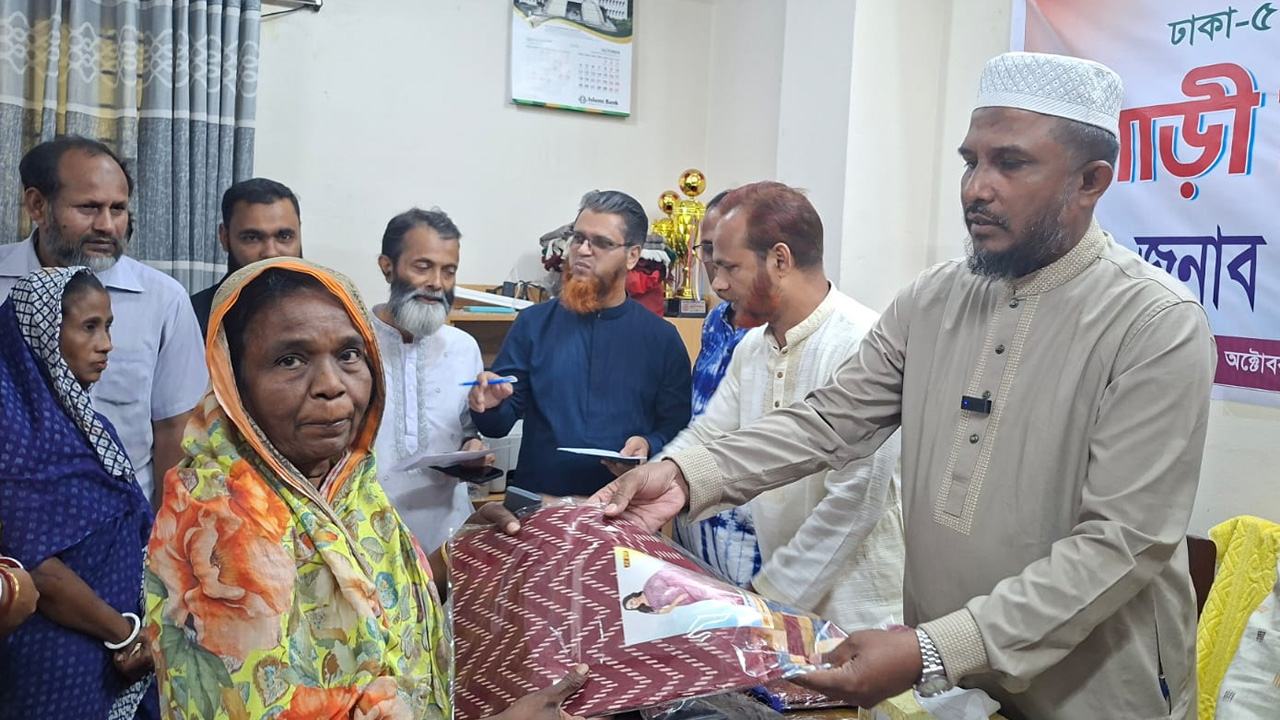 অনিয়ম করলে কাউকে ছাড় দেওয়া হবে না: কামাল হোসেন এমপি